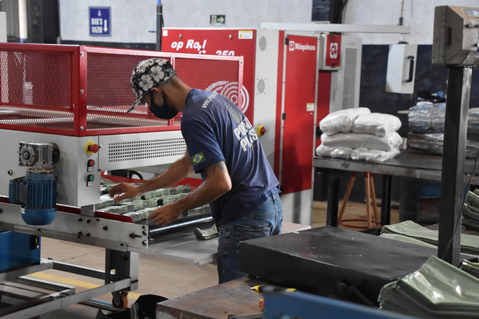 Indústria de MS dribla pandemia da covid-19 e consegue gerar 6,4  mil novos empregos em um ano